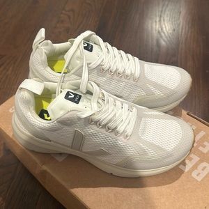 New Veja running
